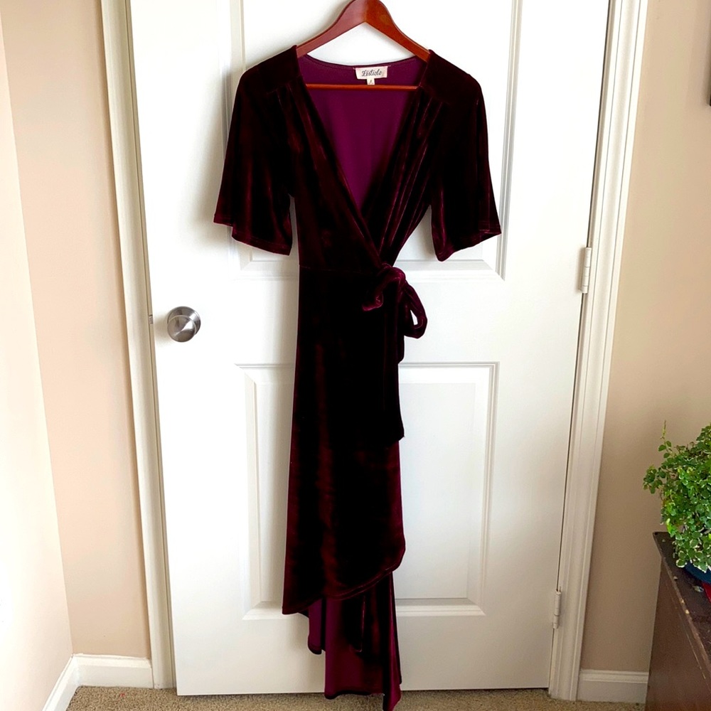 Maroon Velvet-feel Listicle Wrap Dress